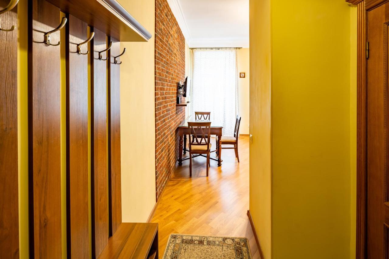 13 Franka Apartment 1 Lviv Exterior photo